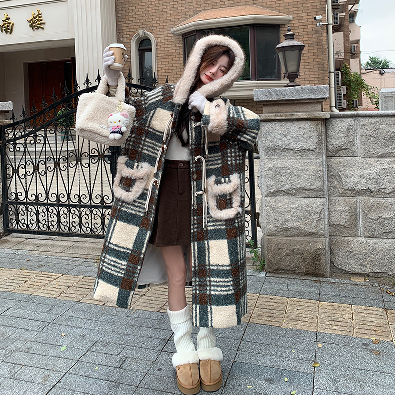 复古格纹圈圈呢子大衣女冬季2024新款设计感毛绒拼接长款毛呢外套图片