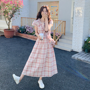 粉色超好看格子连衣裙女2025年夏季新款法式温柔风甜美减龄初恋裙图片