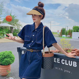 甜辣港味复古chic牛仔连衣裙女夏季2025年新款质感高级感修身裙子图片