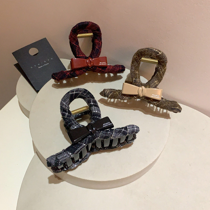 韩系不规则格纹抓夹秋冬设计感后脑勺鲨鱼夹女士优雅简约盘发夹