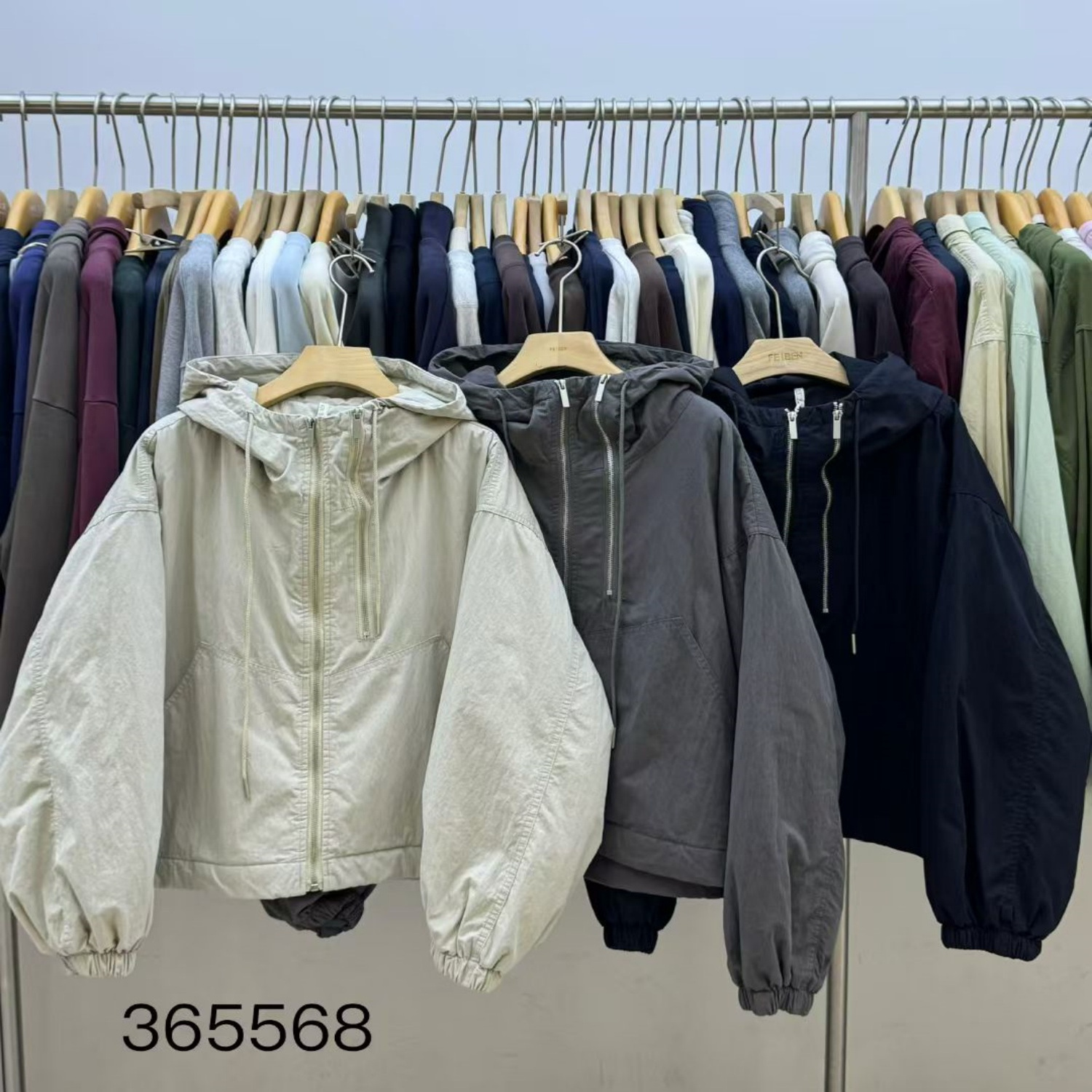 胖mm慵懒休闲风连帽抽绳棉服外套