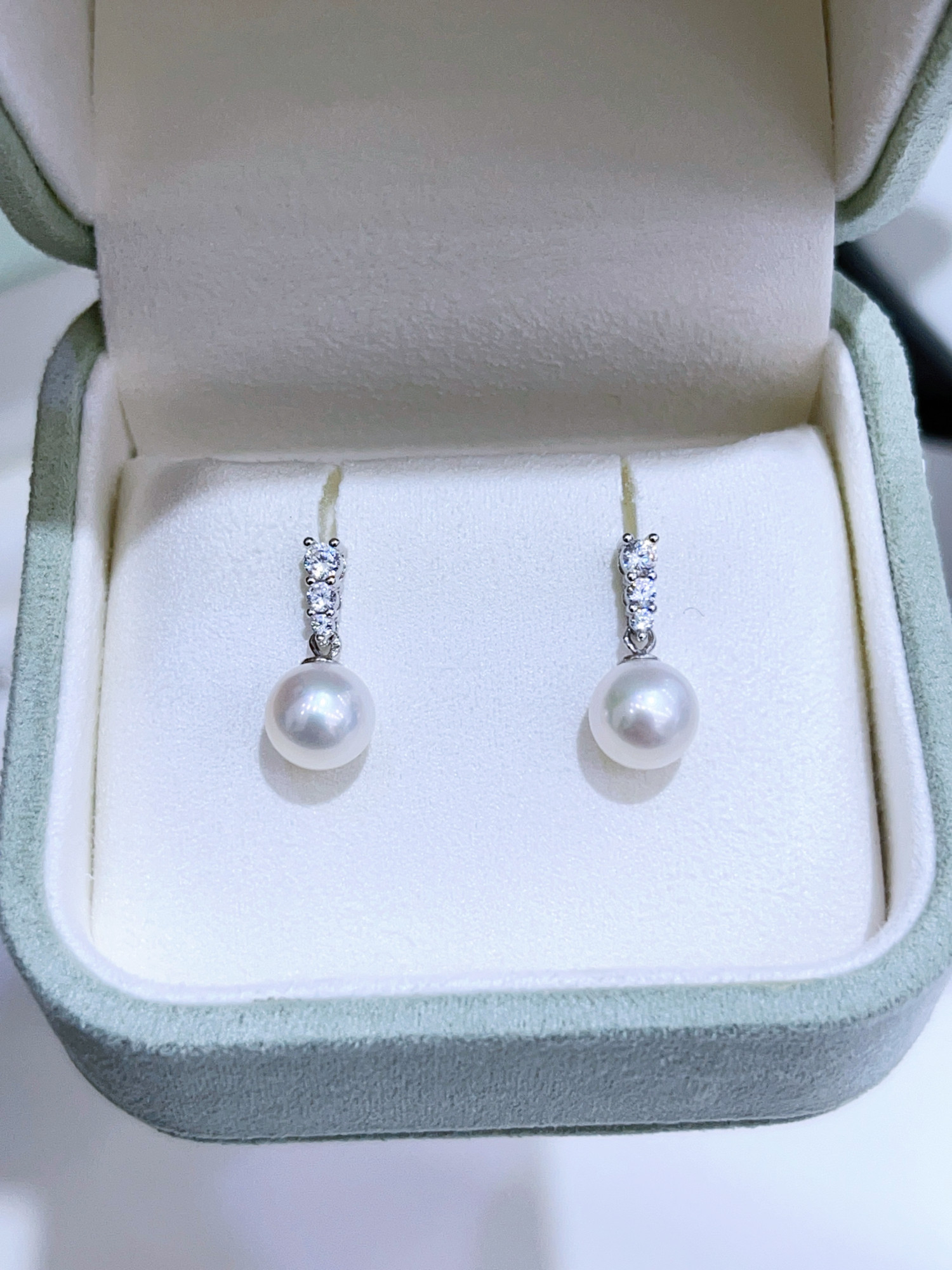 三钻淡水珍珠耳钉正圆