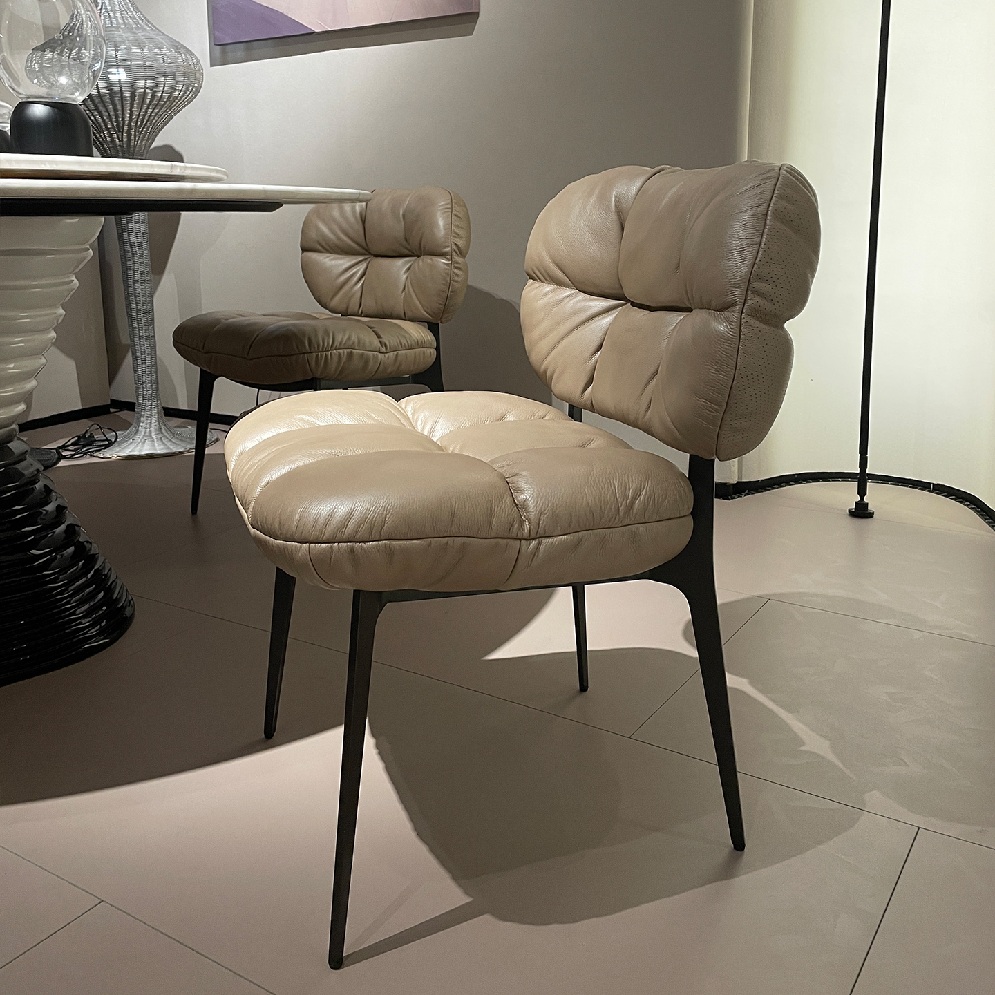 意式极简餐椅软包全真皮餐厅椅子