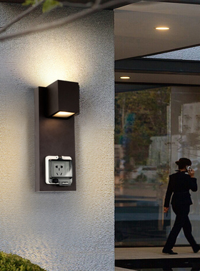 户外防水壁灯带插座室外庭院别墅阳台过道楼梯花园全铝led外墙灯