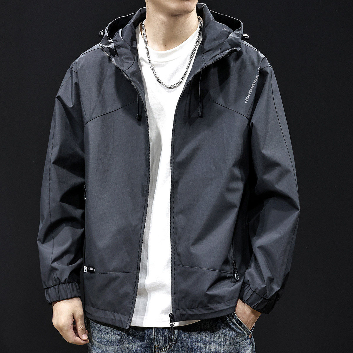 冲锋衣男外套连帽2026新款春秋潮牌大码男士户外山系薄款春季夹克