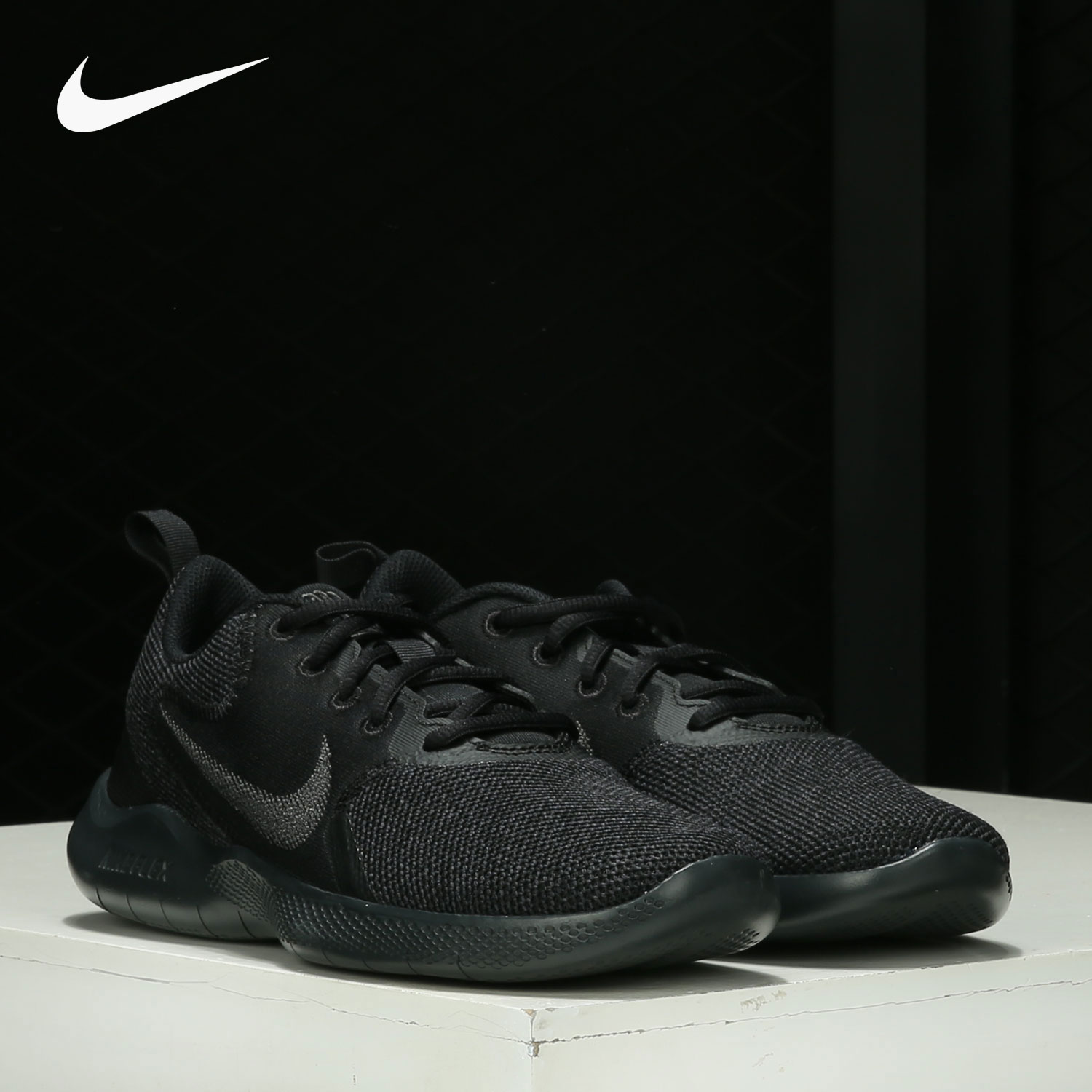 耐克冬男缓震鞋透气耐磨运动鞋