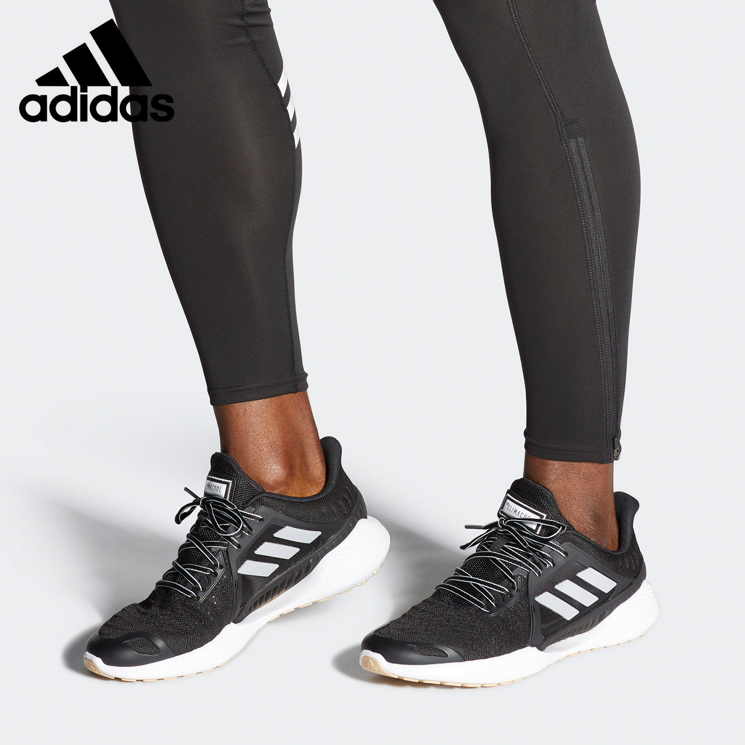 正品阿迪达斯男女清风跑步鞋