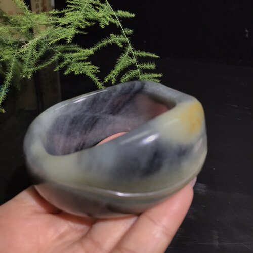 儒贤玉道新疆和田玉籽料青花贵妃随形手镯厚装款式简约大气