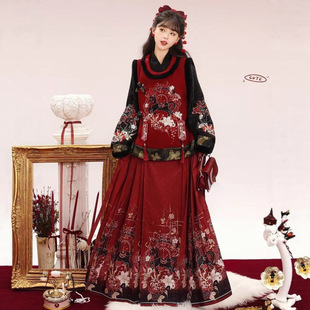 原创汉服女2026新款明制国风拜年服马面裙冬季日常通勤汉元素套装