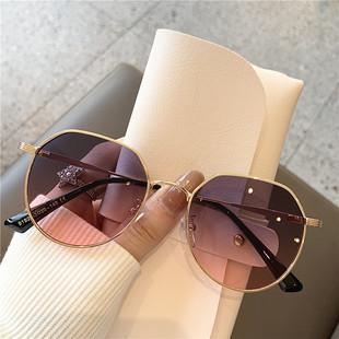 网红墨镜新款韩版显脸小偏圆金属框太阳墨镜女复古港风ins酷街拍