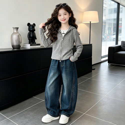 女大童装秋季连帽开衫牛仔裤套装