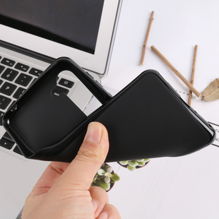 适用于夏普Sharp Aquos R5G纯色简约防摔TPU布丁套黑色手机保护壳