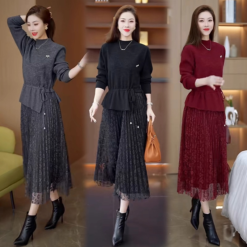 时尚针织连衣裙女2025秋冬季新款收腰显瘦加厚保暖打底蕾丝长裙潮