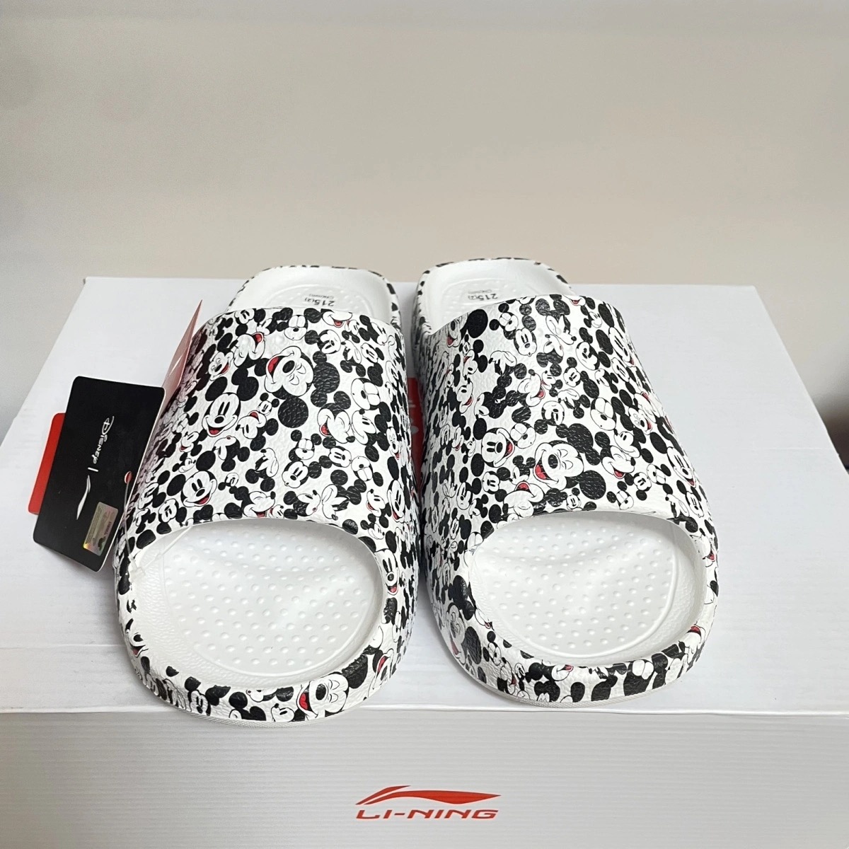 x李宁 联名 休闲时尚 静音防滑一字拖鞋吊牌价169AGAS010