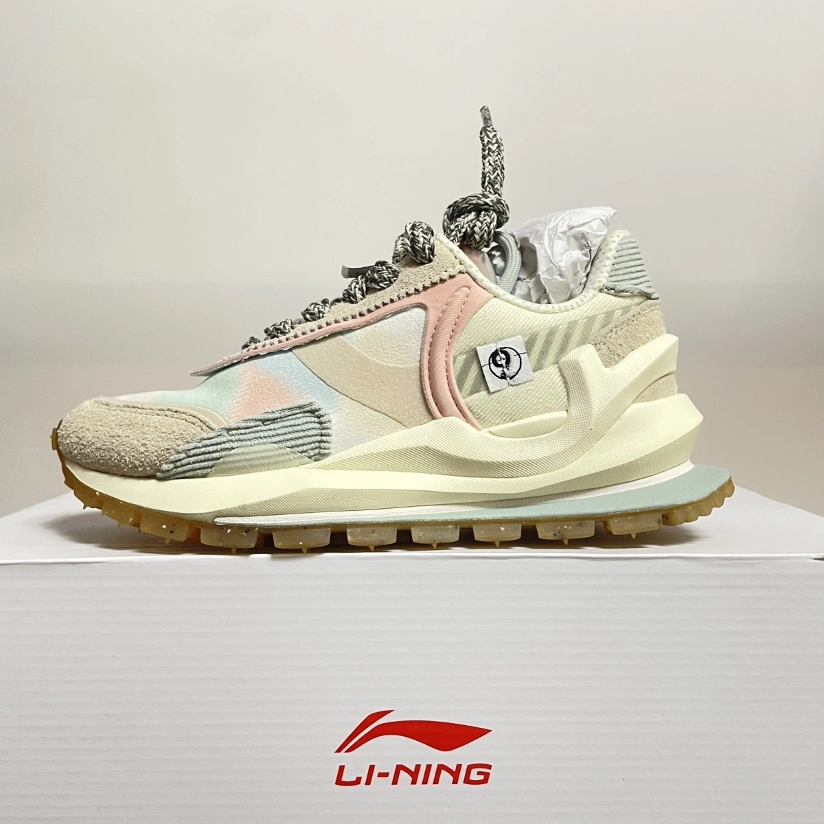 李宁92方圆舒适百搭耐磨透气低帮跑步鞋女吊牌价799AGCR058-7