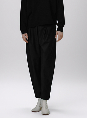 素芭百搭宽松锥形长裤女秋季立体褶皱设计时尚百搭休闲裤子SP0570