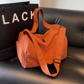 外贸新款 登机斜挎包 轻便旅行包简约百搭手提瑜伽训练健身包潮时尚