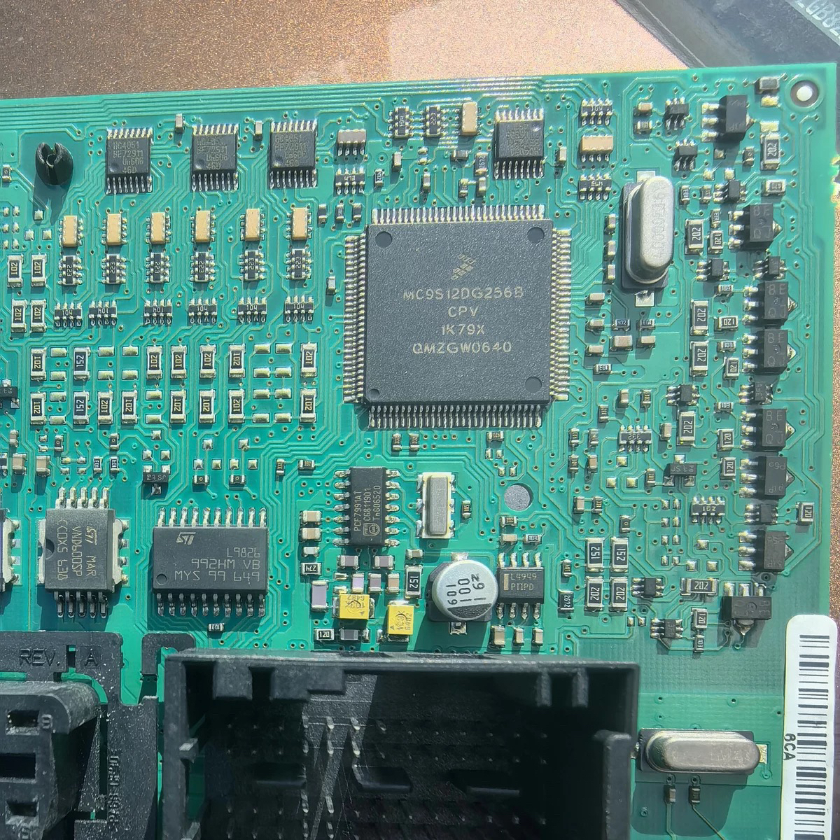 MC9S12DG256BCPV MC9S12DG256BVPV MC9S12DG256BMPV 封装LQFP-112