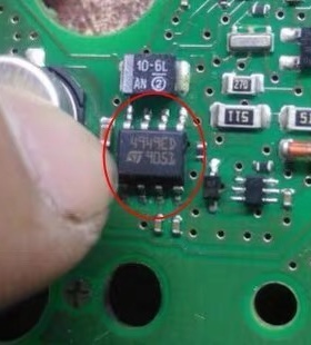 L4949ED 4949ED 途观速腾ELV易损电源5V芯片，全新原装，可直拍