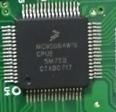 MC9S08AW16CPUE 5M75B 汽车电脑板易损IC芯片模块 全新进口