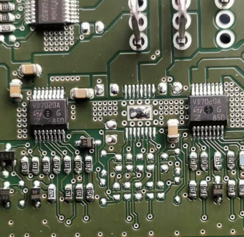 中华V3车身电脑板VD7020A