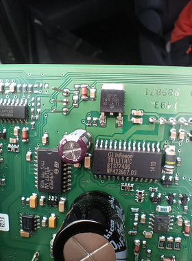 LR2705 IRLR2705 汽车电脑板N沟道场效应三极管TO252