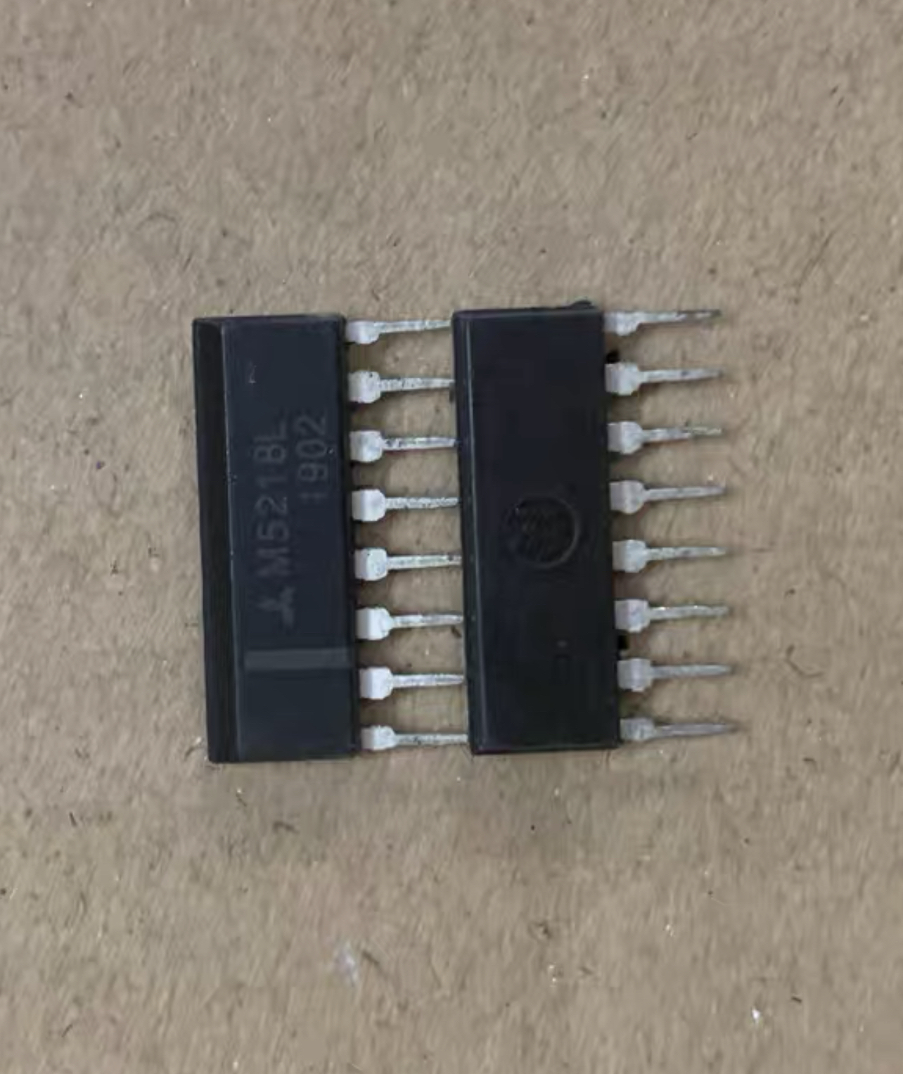 M5218AL M5218L 汽车音响双路低噪音运算放大器芯片IC集成块电路