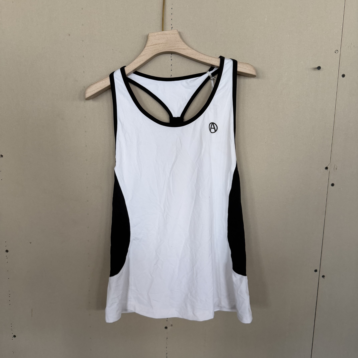 爱慕运动COOL SPORTSⅡ可外穿背心上衣AS141821