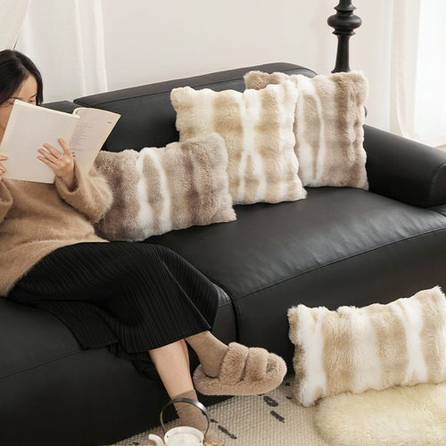 泡泡兔毛冬季沙发客厅抱枕毛绒靠垫轻奢高级感沙发靠枕靠背垫腰