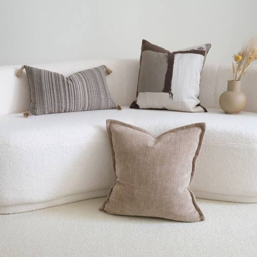 咖色系侘寂风压边抱枕雪尼尔腰枕抱枕套沙发靠垫酒店样板间靠