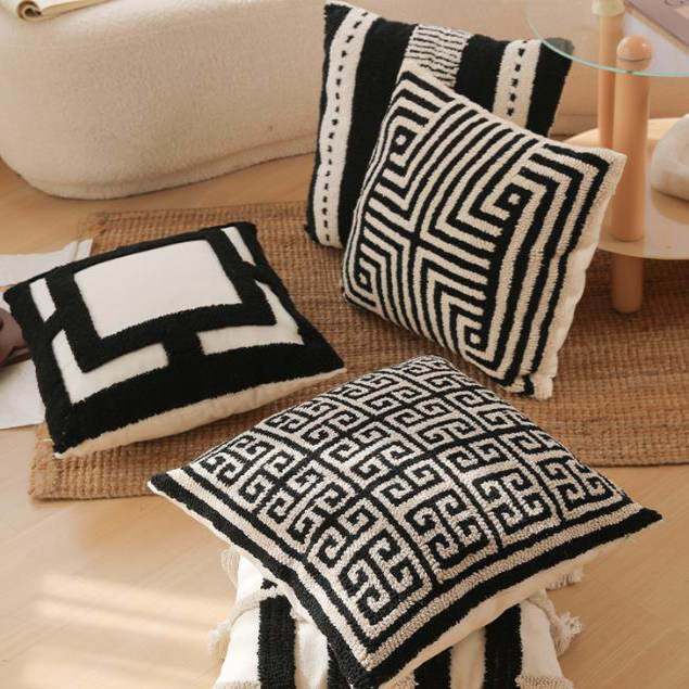 家居法式中国风奶咖色绣花抱枕客厅沙发靠垫方枕套民宿