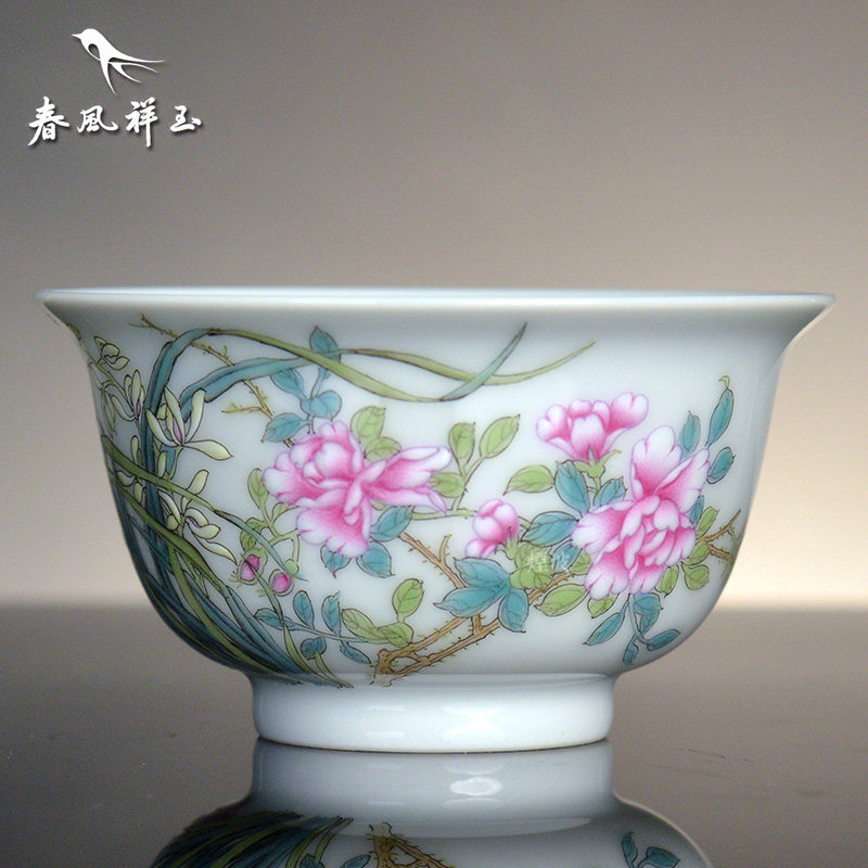 景德镇 春风祥玉 邹俊窑珍藏九字款 珐琅彩 兰花芙蓉 品杯a