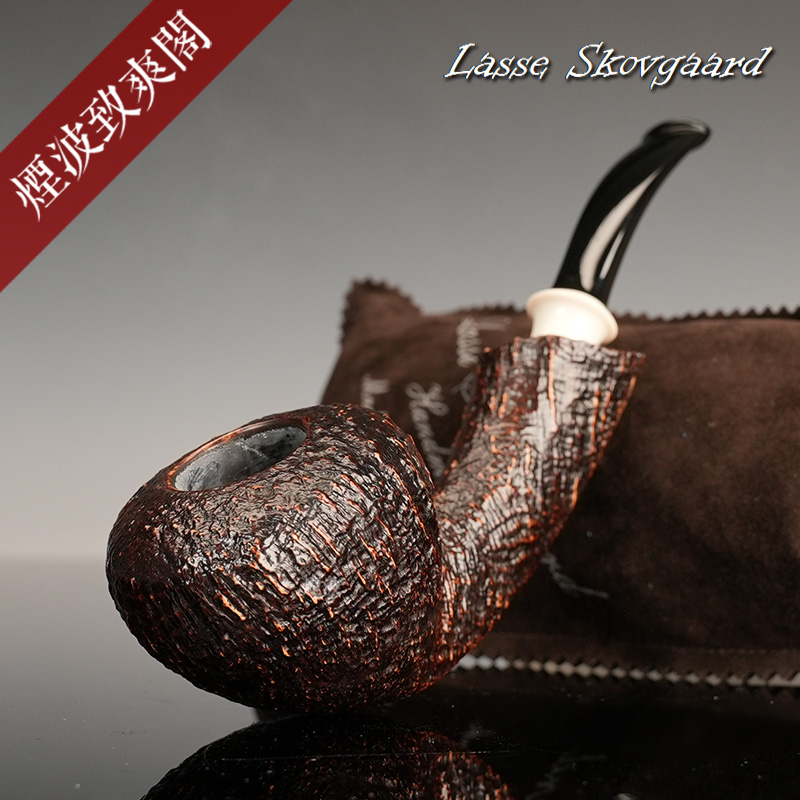 无花果型白色饰圈石楠木烟斗