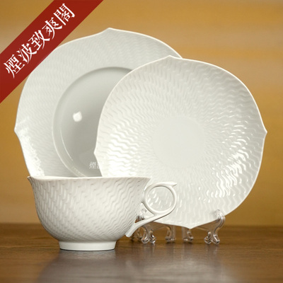 神奇波浪纯白浮雕咖啡杯碟组