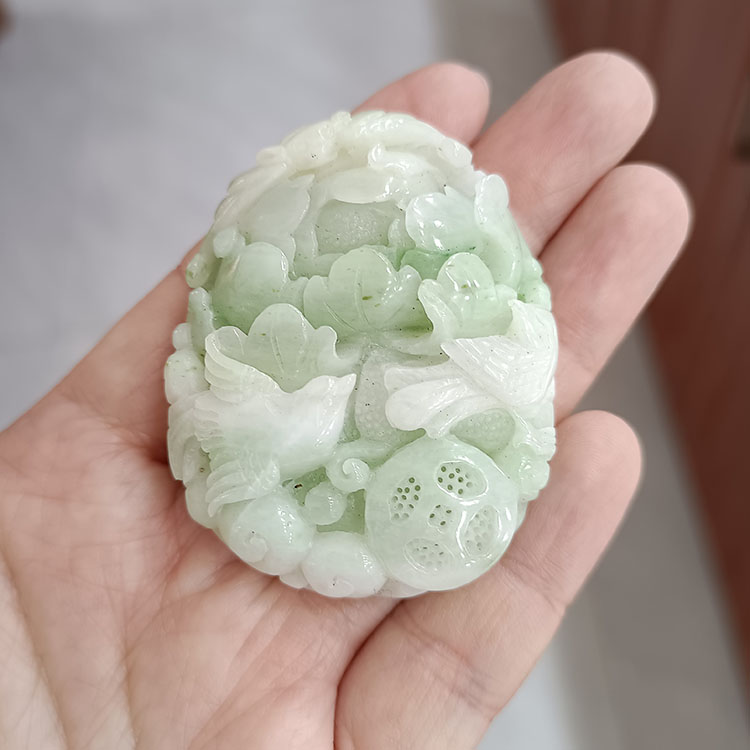 天然正品独玉南阳独山玉鲜绿白双色牡丹花吊坠花开富贵挂件收藏品