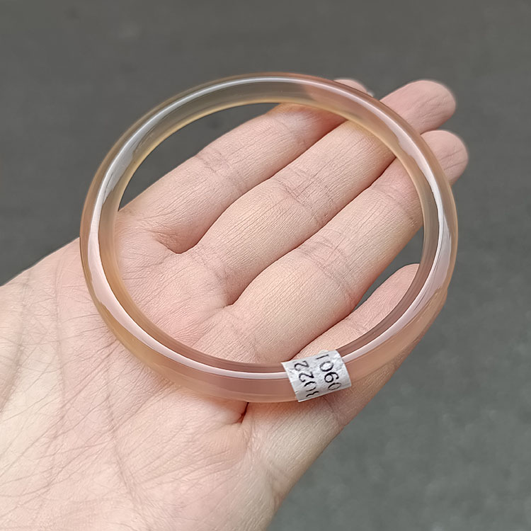 巴西原矿帝王紫玉髓手镯深紫红色烟灰紫手环无烧天然老坑料玛瑙镯