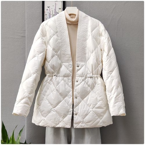 冬季嘉兴平湖轻薄保暖羽绒服女白鸭绒短款小个子收腰修身显瘦外套