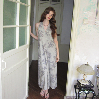 ZHUYIYI 咖色挂脖无袖连衣裙女夏收腰显瘦长裙露背性感原创设计