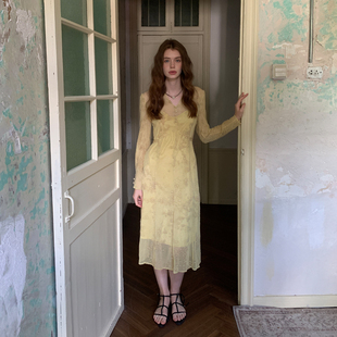 ZHUYIYI 早秋法式气质新款黄色薄纱长袖秋冬连衣裙女收腰设计感