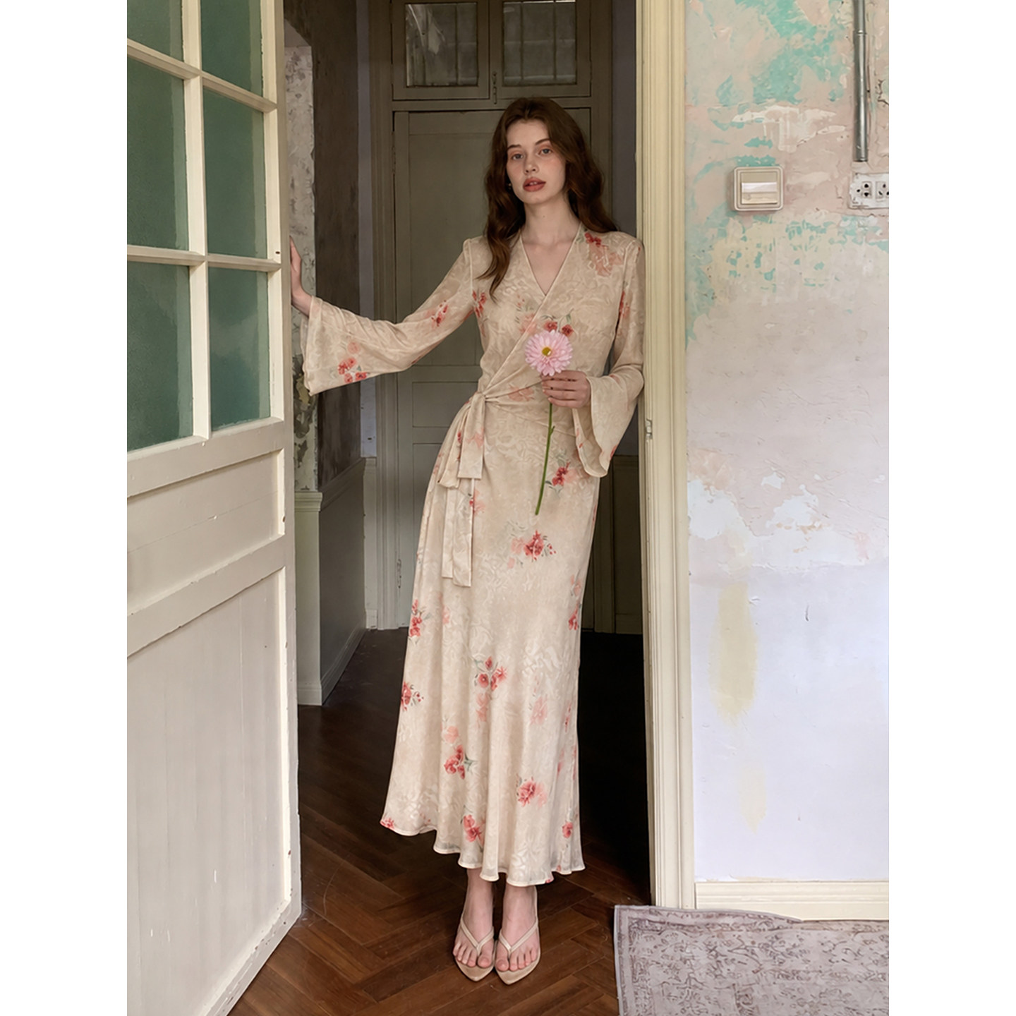 ZHUYIYI 新款高级感印花法式掐腰连衣裙女长袖秋季绑带修身长裙