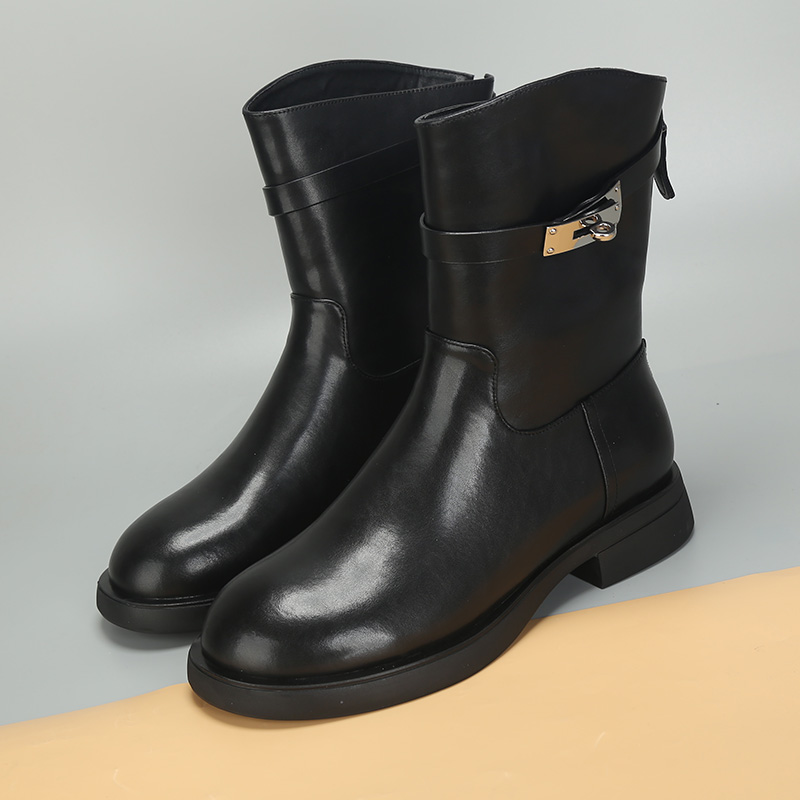 大码女鞋41-43冬季新款马丁靴