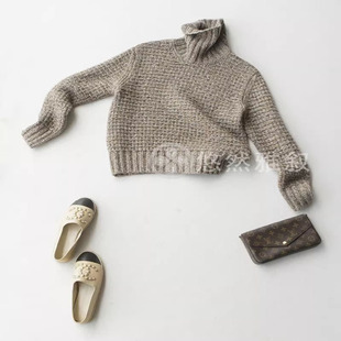 原1180现780 香料摩卡色气质高领花织羊绒毛衣 英伦牛皮革饰肩