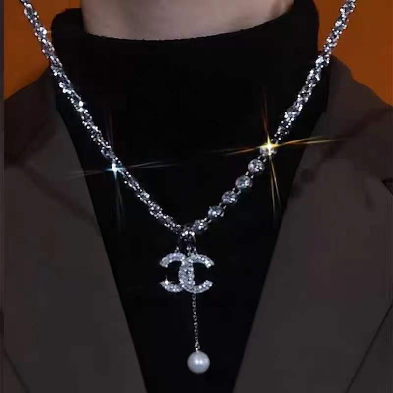 凯旋小香风双C项链女毛衣链