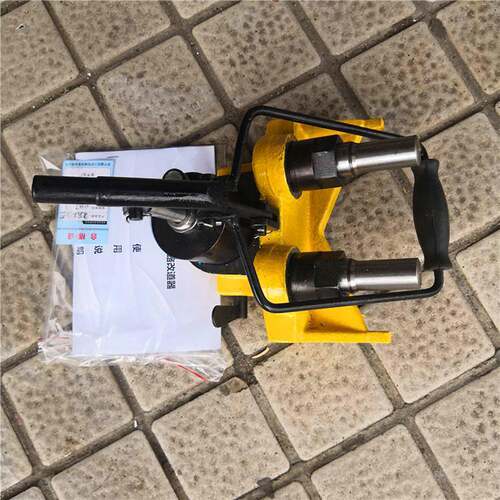 铁路用液压轨距调整器 GJT-98多功能轨道调整器 鸿业钢轨改道器厂
