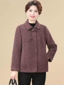 Q75011羊毛呢外套女老年人妈妈秋冬季水貂绒60岁80老太太衣服加厚