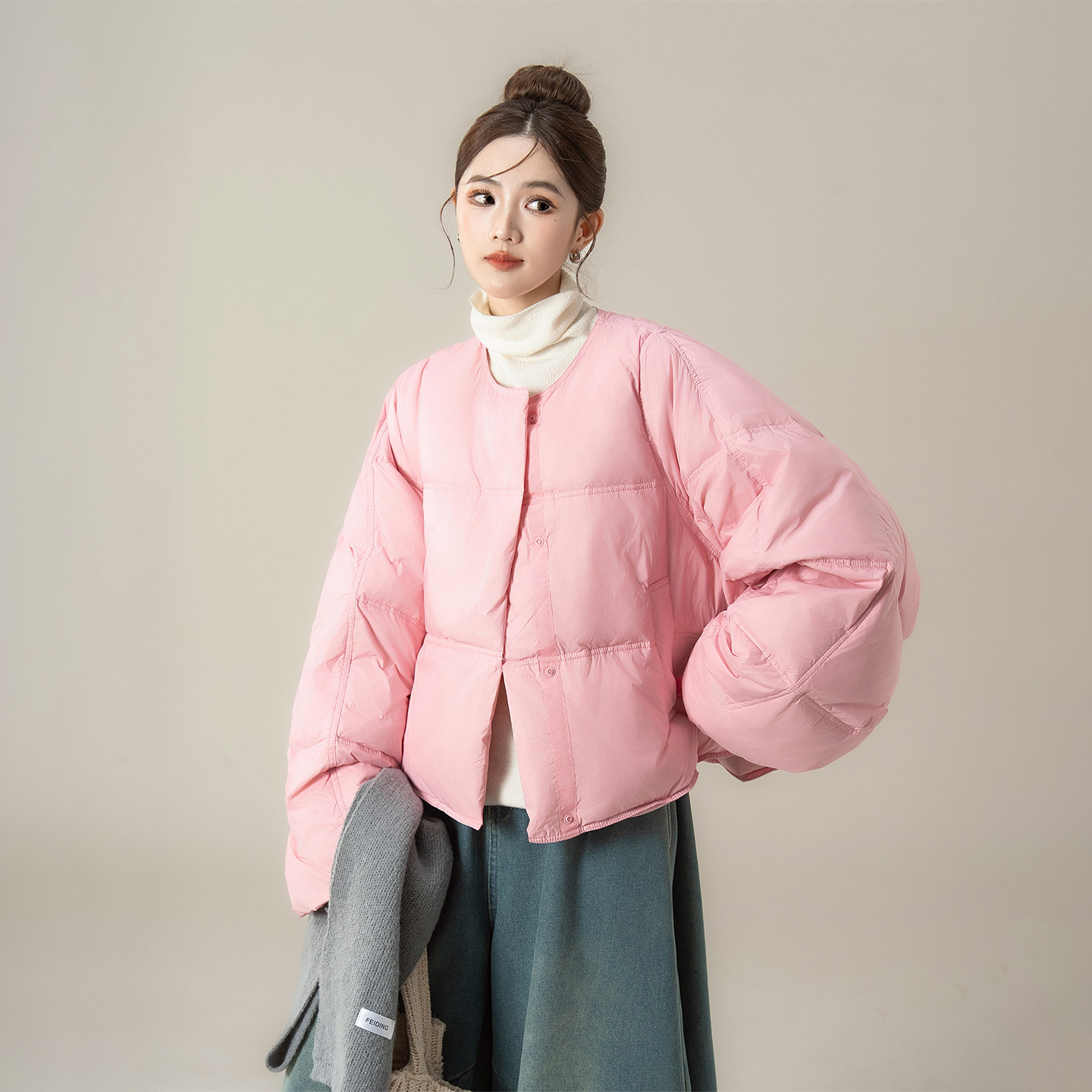 桃粉色圆领云朵泡芙白鸭绒羽绒服女冬季新款宽松加厚保暖短款外套,女装/女士精品,羽绒服,淘宝优惠券,粉丝福利购,淘宝优惠卷