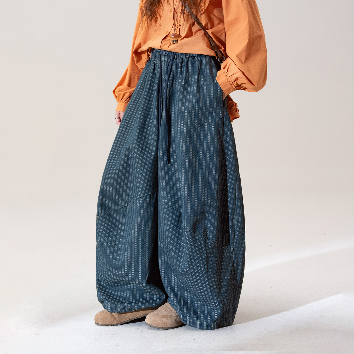 怀旧蓝竖条纹直筒阔腿裤女春季新款宽松百搭显瘦慵懒休闲拖地裤子,女装/女士精品,休闲裤,淘宝优惠券,粉丝福利购,淘宝优惠卷
