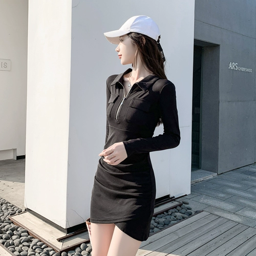 Платье, юбка, приталенный корсет, подходит для подростков, городской стиль, коллекция 2022, в обтяжку, с акцентом на бедрах