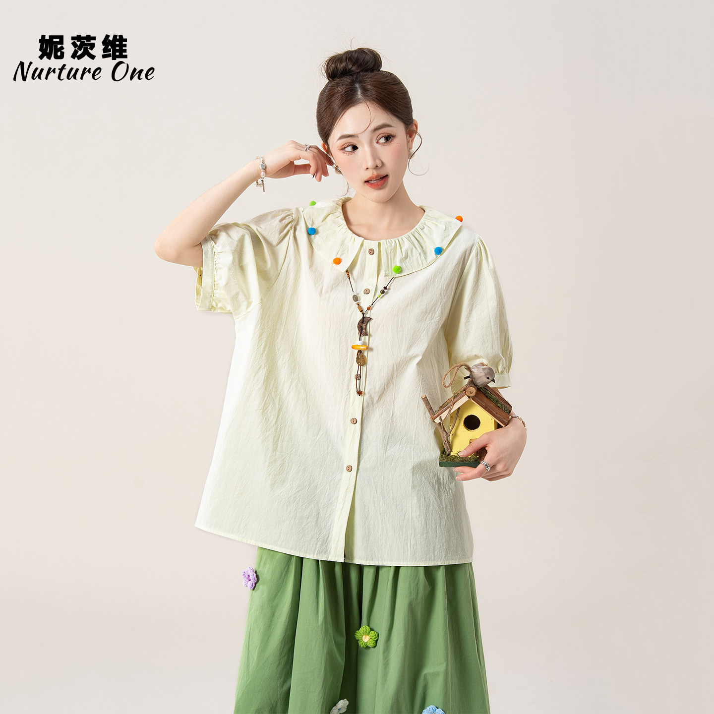 妮茨维【温柔奶系】绿色甜美娃娃领泡泡袖短袖衬衫女夏季穿搭上衣