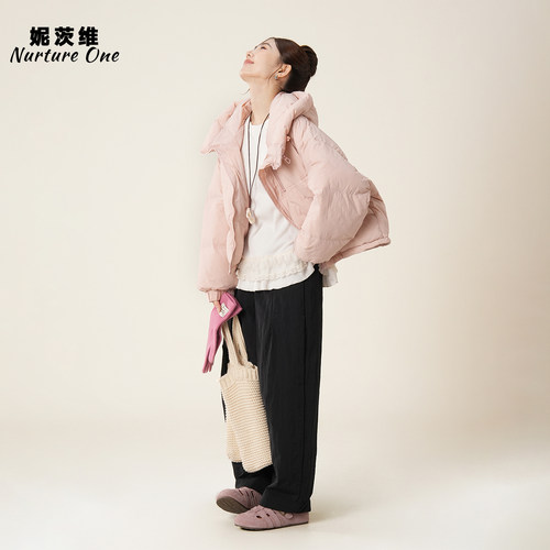 粉色短款连帽羽绒服白鸭绒外套女